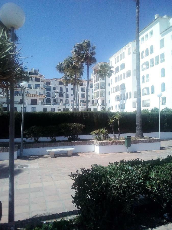 Marina Real 214 - Puerto De La Duquesa Castillo de Sabinillas Exterior photo